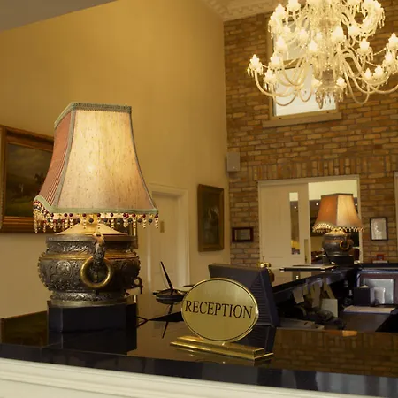 Ξενοδοχείο Maudlins House 3*