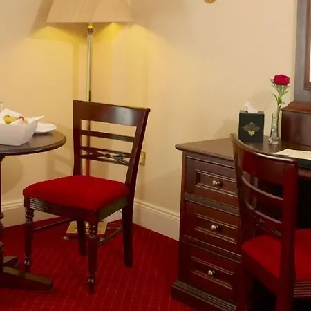 Ξενοδοχείο Maudlins House 3*