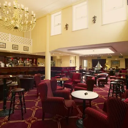 Maudlins House Hotel 3*