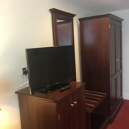 Maudlins House Hotel 3*