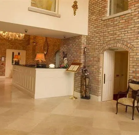 Maudlins House Hotel 3*