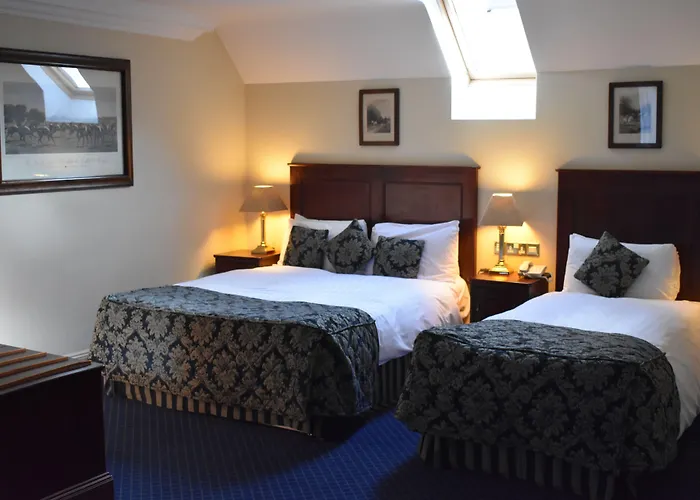 Maudlins House Hotel 3*