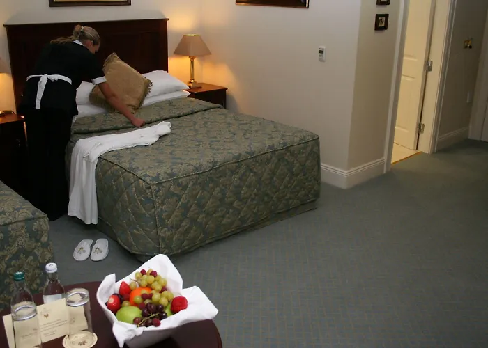 Maudlins House Hotel