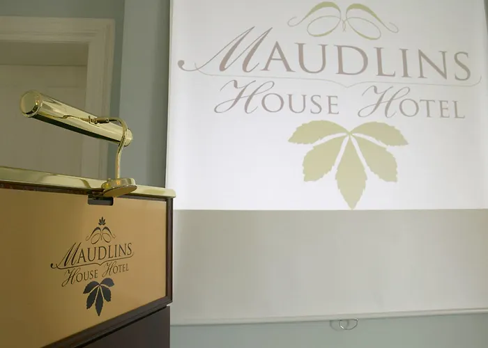 Maudlins House 3* Naas