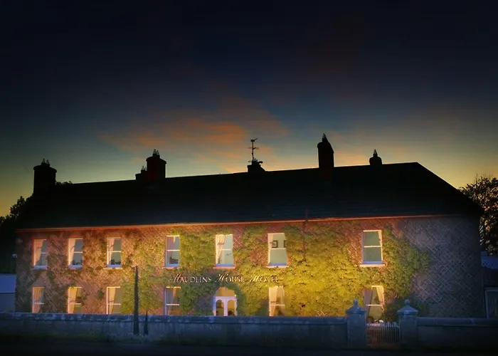 Hotel Maudlins House 3*