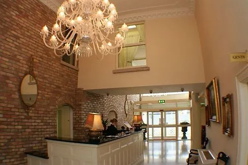 Hotel Maudlins House