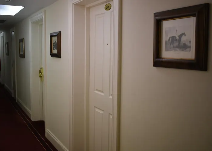 Maudlins House 3* Naas